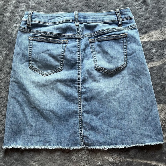 EST 1946 Denim Distressed Y2K Denim Skirt Size 8 - Picture 8 of 8